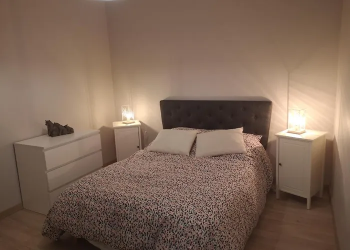 2 Pieces Avec Terrasse Proche Et Commerces בית נופש